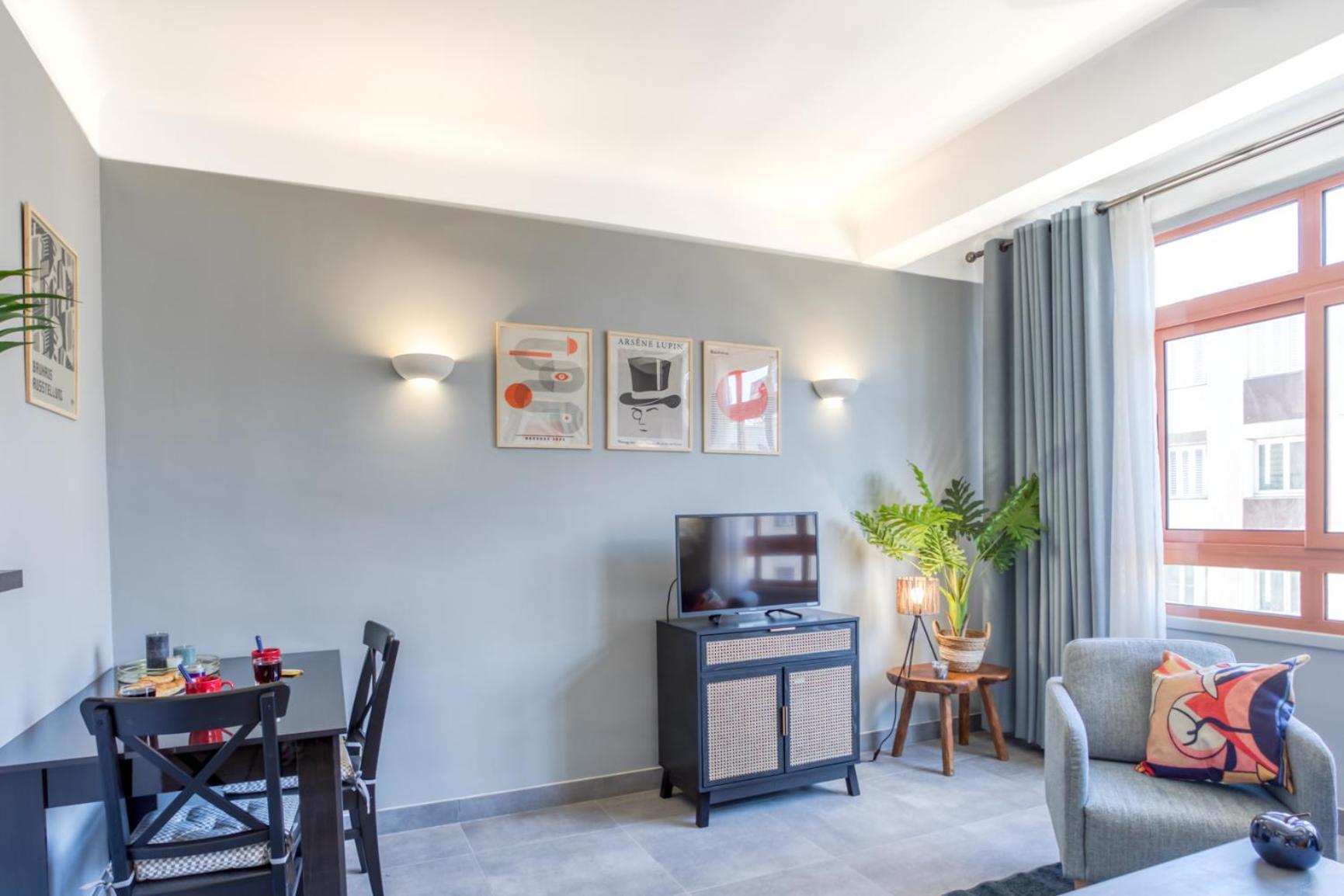 L12 Port Window 1bedroom Wifi 5mins & Nice's Cap Appartamento *